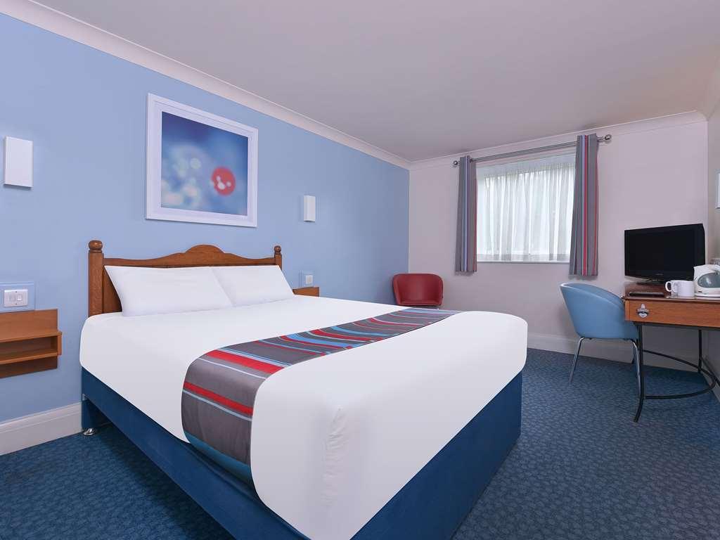 Travelodge Bedford Goldington Road חדר תמונה