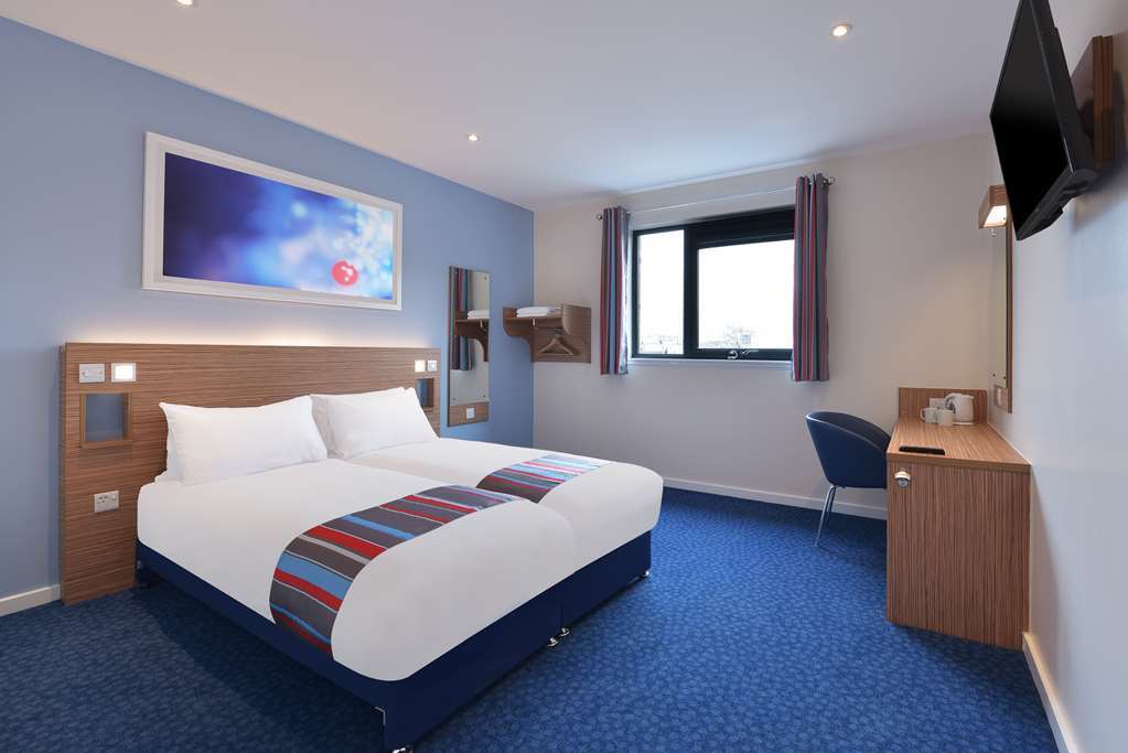 Travelodge Bedford Goldington Road חדר תמונה