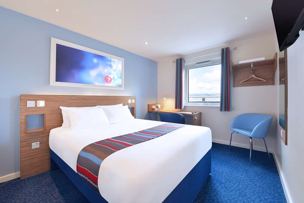 Travelodge Bedford Goldington Road חדר תמונה