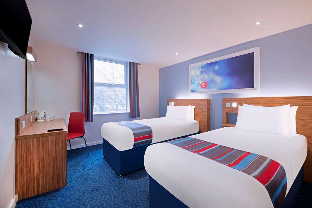 Travelodge Bedford Goldington Road חדר תמונה